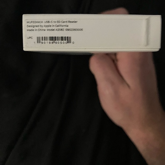 ✨Apple - USB-C to SD Card Reader Adaptor - NEW/SEALED BOX - Picture 4 of 16